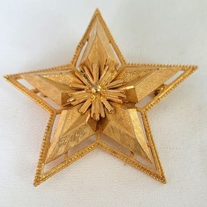Signed CFW Vintage Star brooch